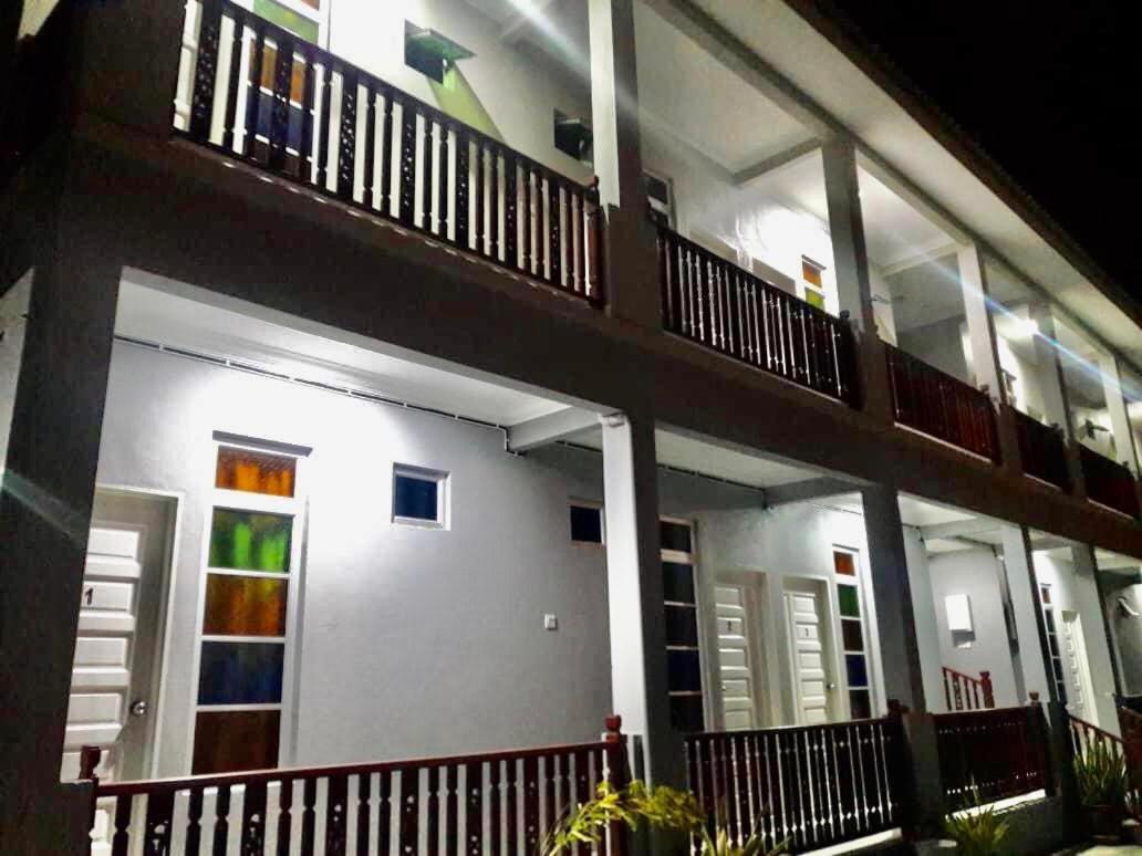 Lakse Inn Homestay Kampong Pengkalan Maras 외부 사진