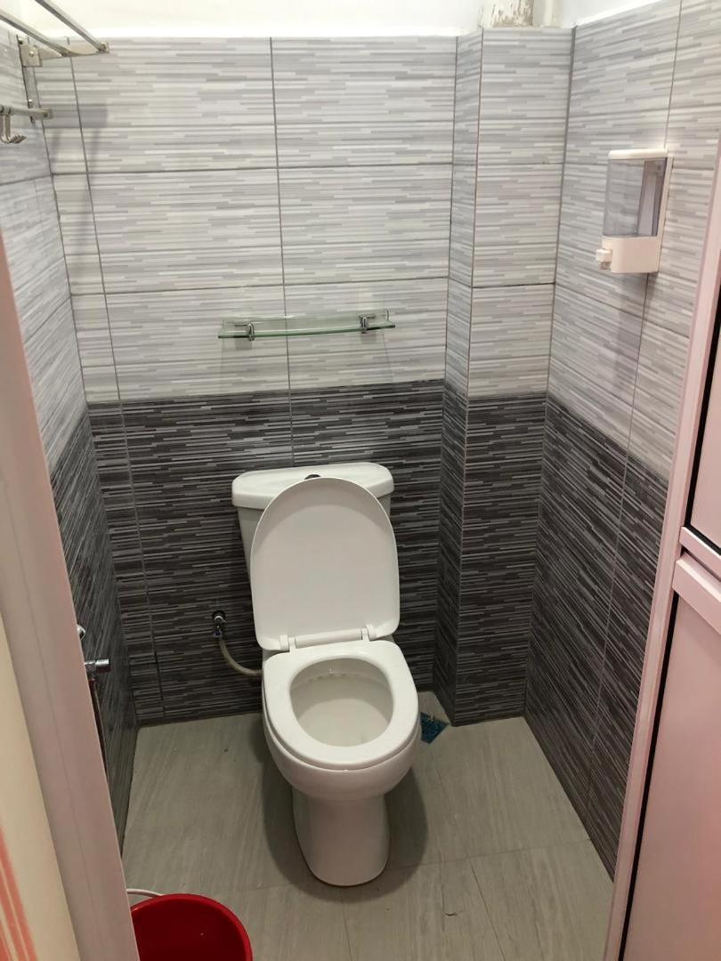 Lakse Inn Homestay Kampong Pengkalan Maras 외부 사진